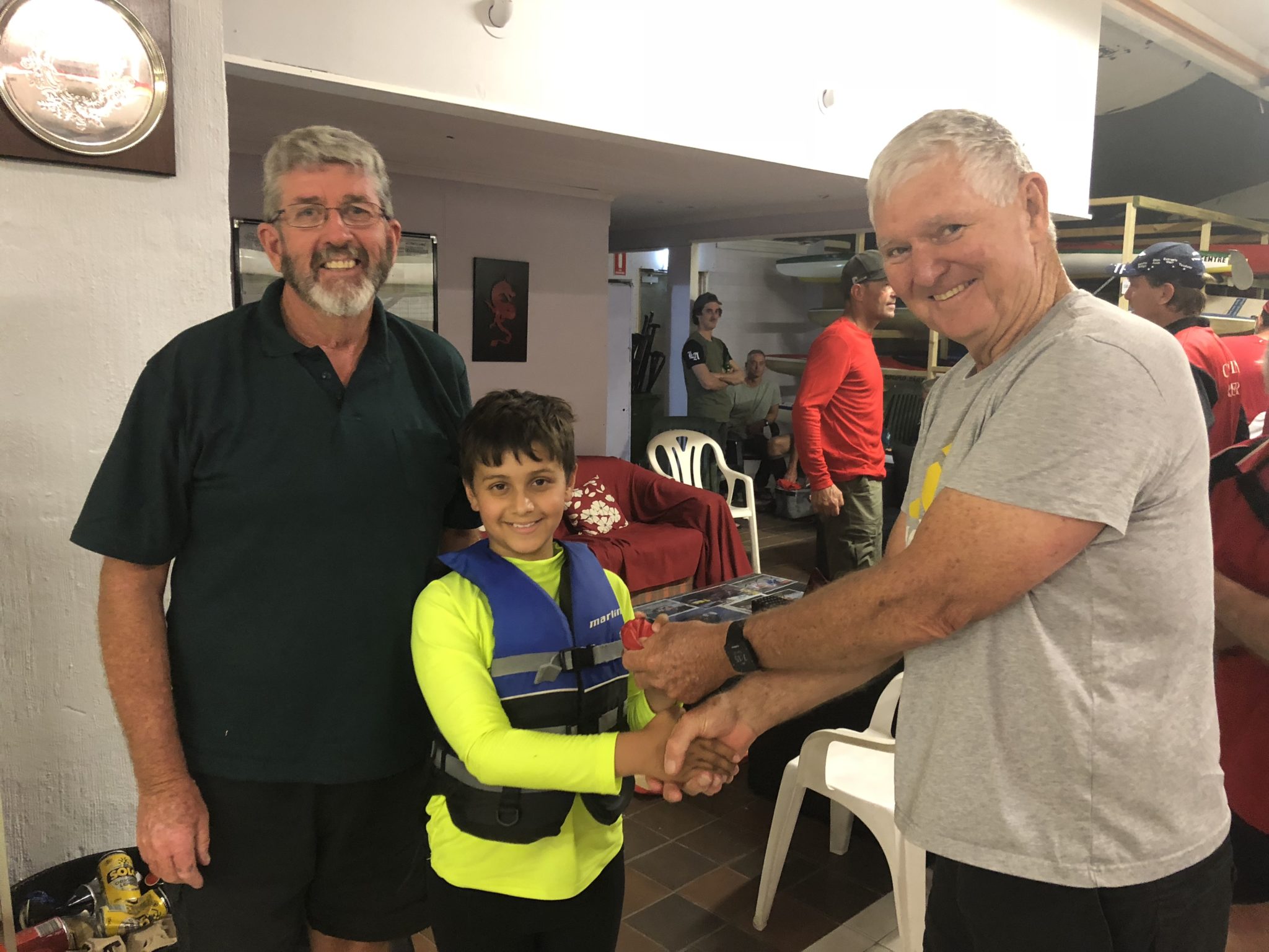 Tues 13th November 2018 : Tonight’s photo shows club member Jerry Alderson presenting David Griffiths with a movie voucher and Connor Jacob with a small junior prize