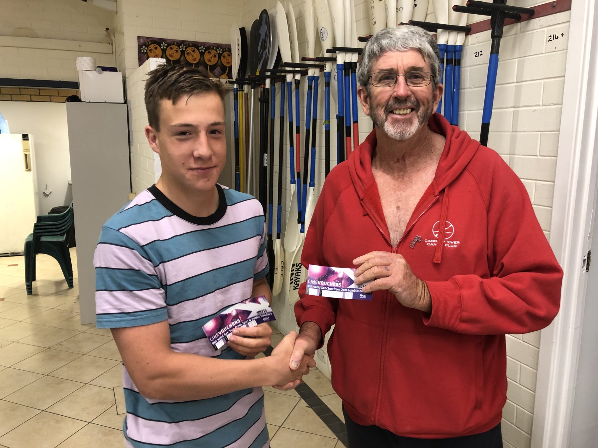 Tuesday 15th October 2019 : Tonight’s photo shows club member David Griffiths and Noah Boldy accepting the winners movie vouchers. 